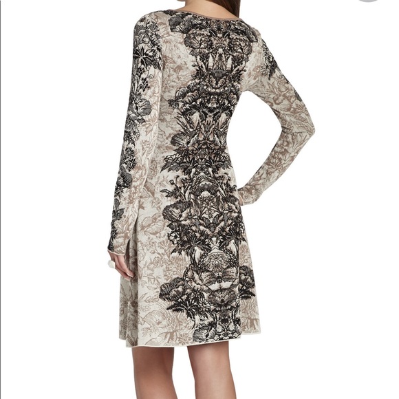 NWT BCBGMAXAZRIA Regan Etched Floral Dress - Picture 4 of 7